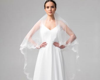 Classic White Bridal Veil, Simple Wedding Veil, Plain Wedding Veil, Medium Long Veil, Sheer Tulle Veil, Elegant Bridal Veil, Raw Edge Veil
