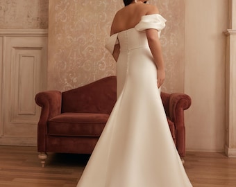 Plus Size Off-shoulder Satin Wedding Dress: A-line Beaded Lace Gown - Etsy