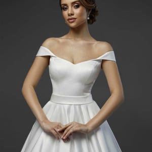 Elegant Satin Wedding Dress with Bow in Minimalist Style, Royal Wedding Dress with Train, Simple Wedding Dress, Bridal Dress with Straps