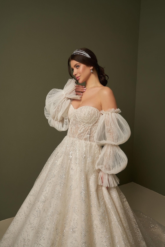 Sparkly off Shoulder Wedding Dress With Removable Puff Sleeve, Glitter  Tulle A-line Bridal Gown, Princess Maxi Wedding Dress With Train - Etsy  Finland