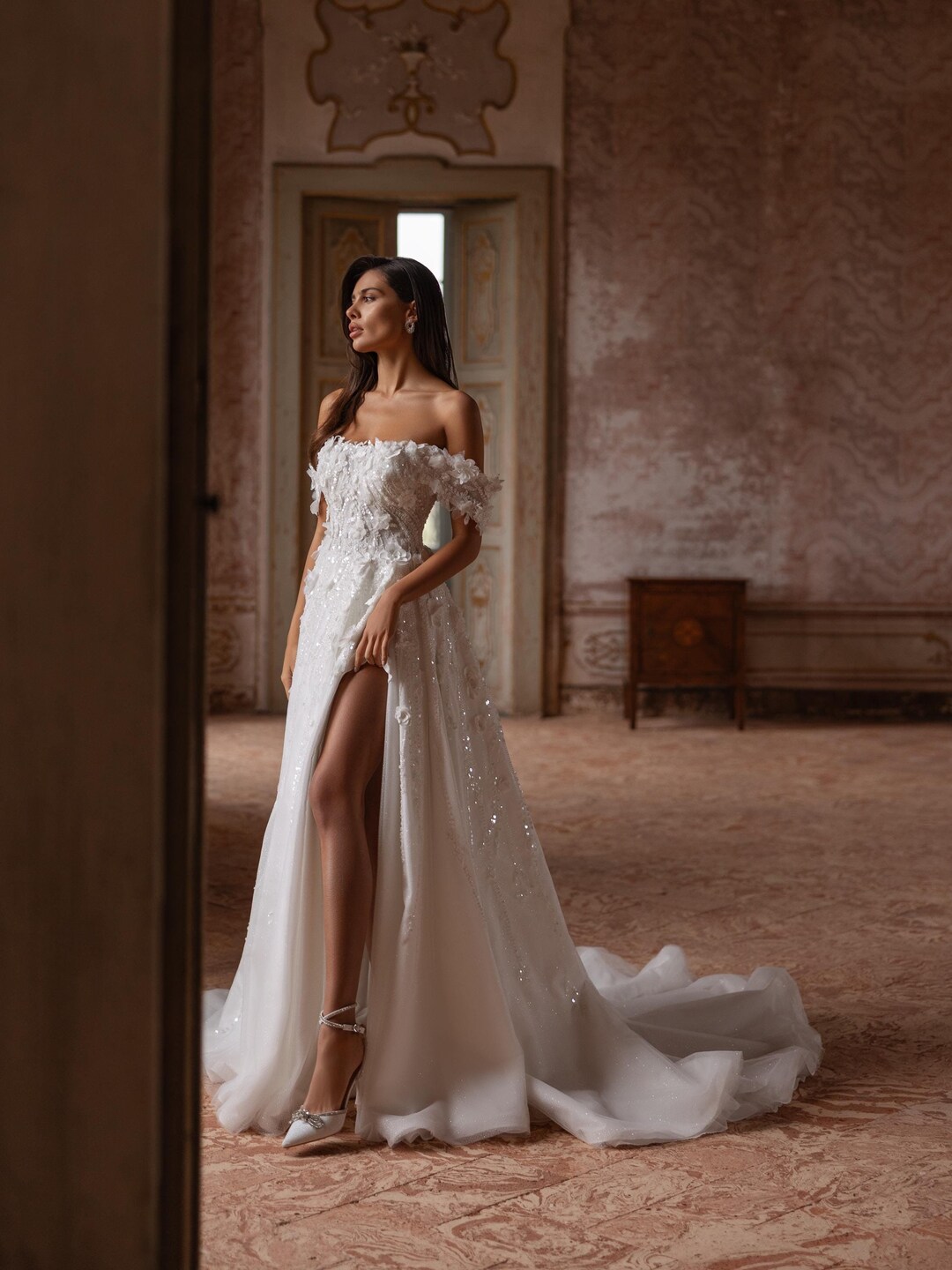 Charming Wedding Dress With 3D Floral Appliques, Dainty Beaded Corset ...