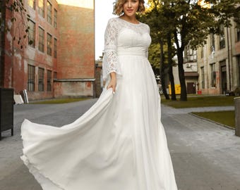 Plus Size Boho Wedding Dress, Long Sleeve Bridal Dress Low Back Floor Length, Lace Appliques Boat Bridal Gown, Rustic Lace Wedding Dress