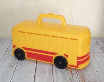 Vintage Yellow Plastic School Bus Lunch Box