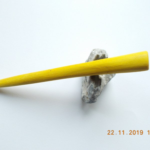 handgeschnitzter Haarstab/ Schalnadel 21 cm aus gelben Holz vom Berberitzenstrauch, Haarnadel, Haarschmuck, Hairpin, Hairstick, Schalnadel,