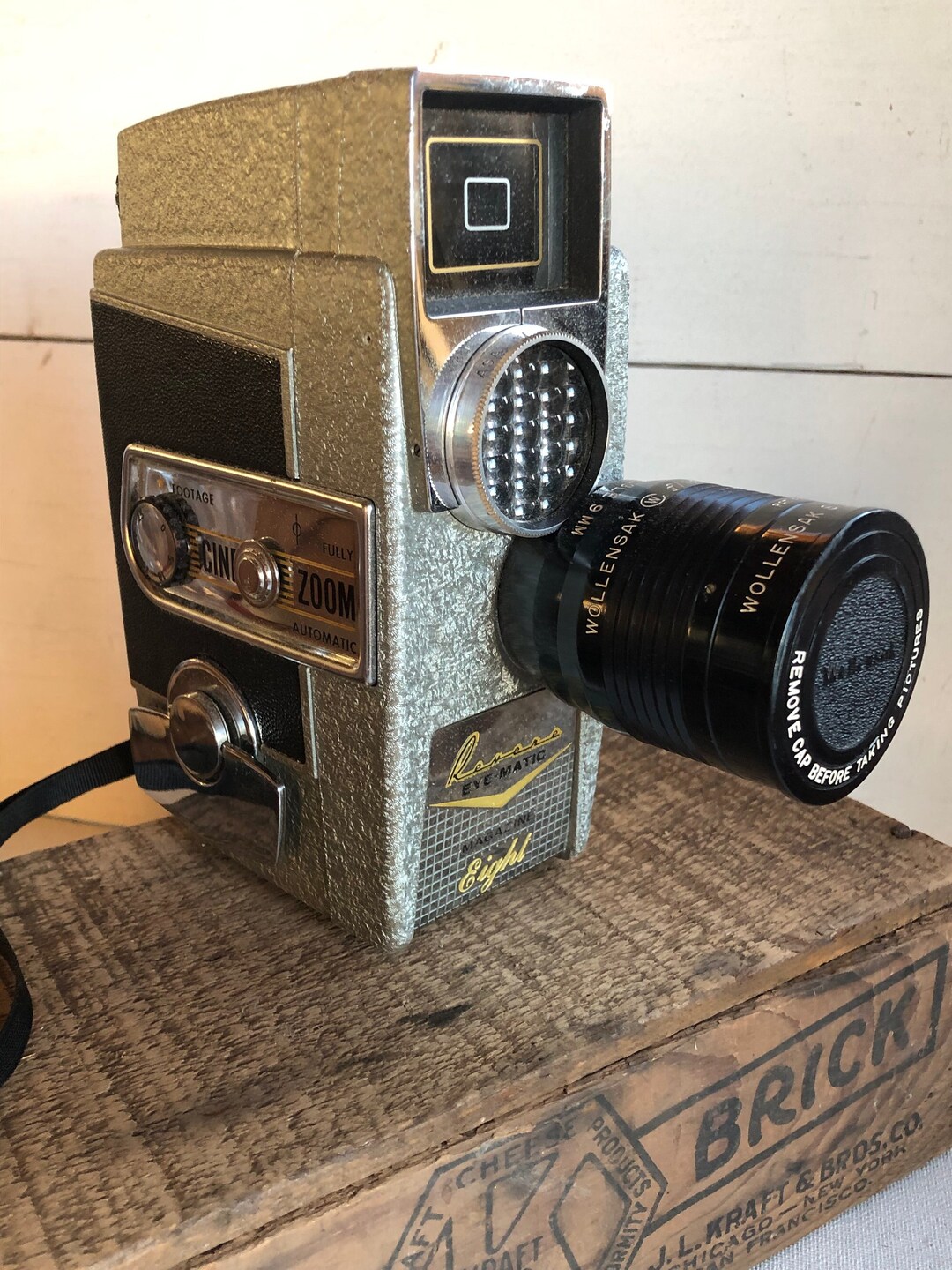 Ancien Caméscope Revere Eye-Matic 8mm SPOOL Model 116 Avec Zoom Powerpoint - Argenté