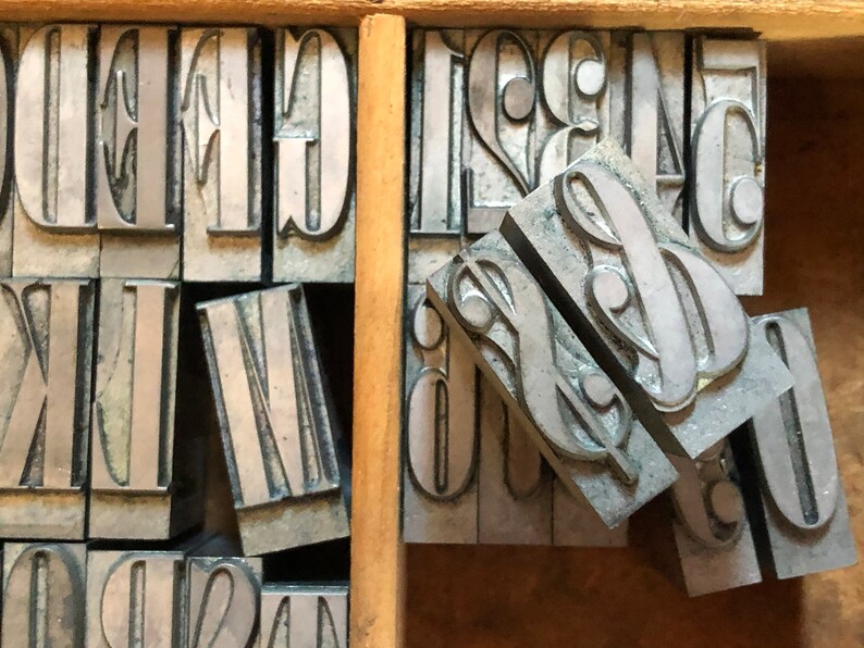 Vintage Metall LETTERPRESS Typ 72 PT Serif Font Blocks sind 1 Zoll groß WÄHLEN Großbuchstaben Druck Typografie Original Blei Block Bild 7