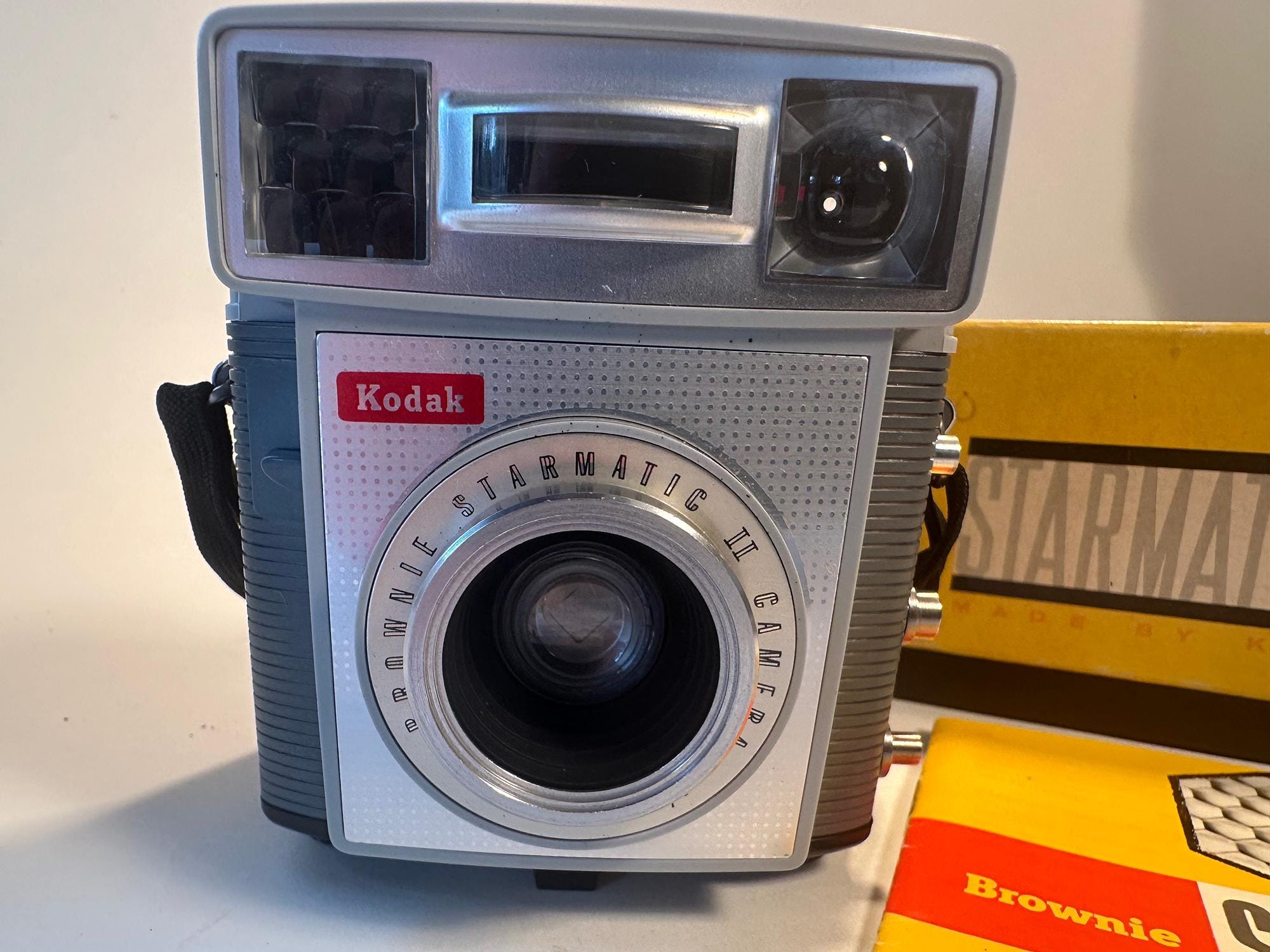 Appareil Photo Kodak Brownie Starlet 2 - Années 1950, Format 127 - Pour Déco