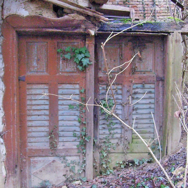 Photo alte Tàr in Kroatien Photo old door in Croatia Photo old door in Croatia