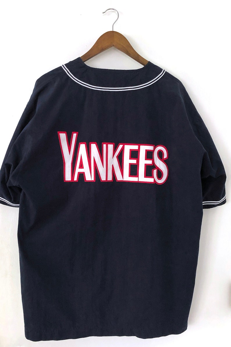 red white and blue yankees jersey
