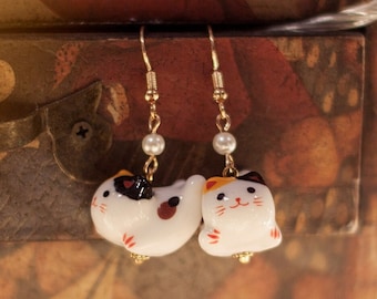 Kawaii Flying Calico Neko Earrings, porcelain cute cat & pearl earrings, lucky cat earrings, japanese cat earrings