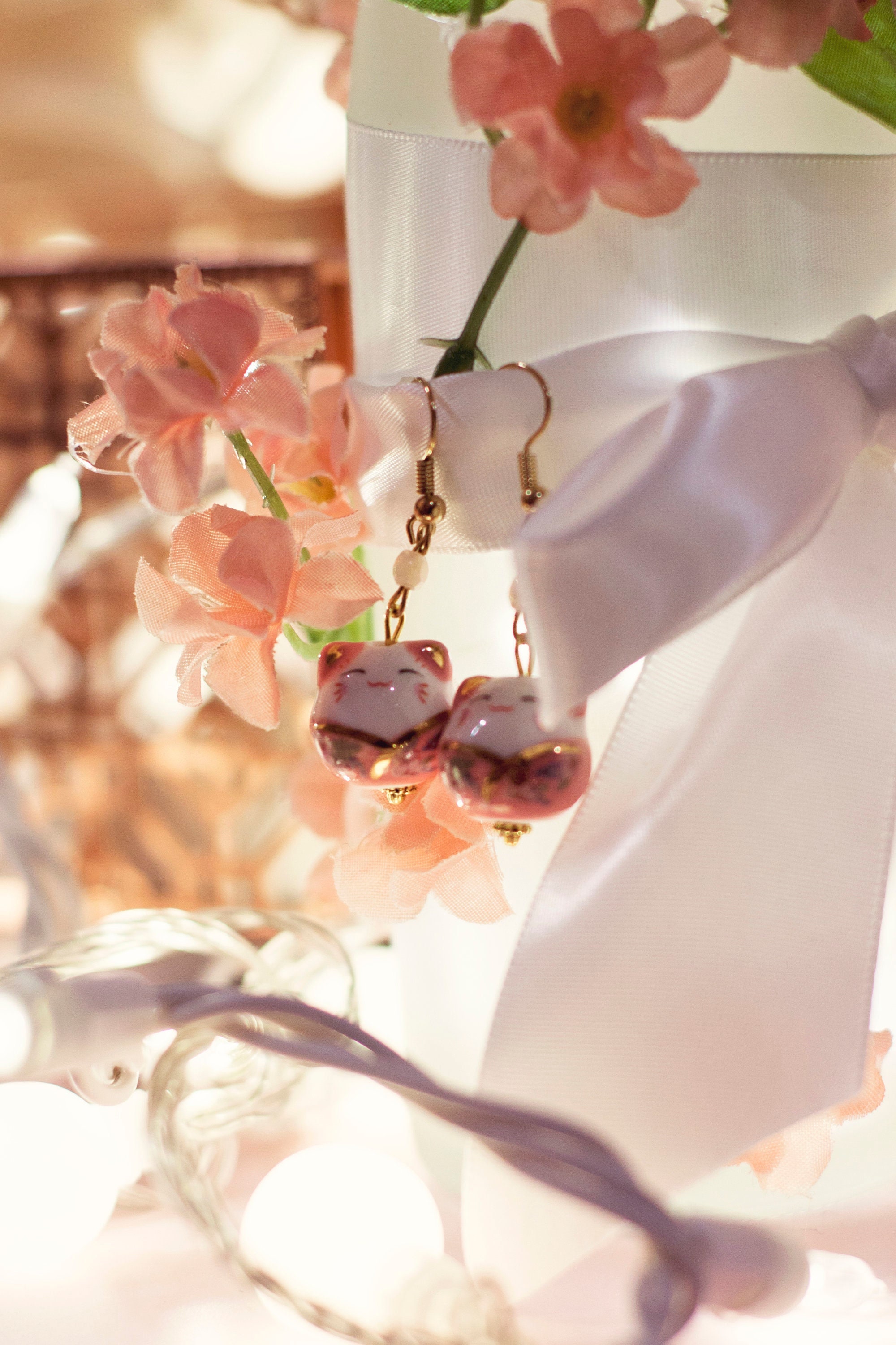 Kawaii Pink v2 Maneki Neko Earrings, porcelain lucky cat & pearl earrings, lucky cat earrings, japanese cat earrings, Cute Gift