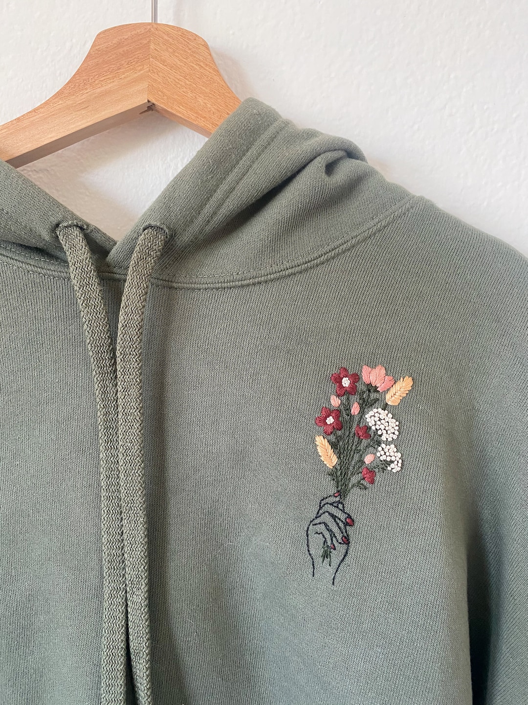 [GRAVER]★GREEN FLOWER SMILE EMBROIDERY HOODIE Designer fashion, Seoul-fully created | W Concept