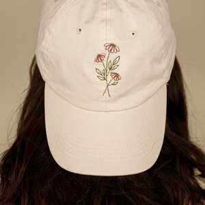 Floral Embroidered Hat Forest Green Hat Hand Embroidered Dad Hat Daisy Hat Gift for Women Birthday Gift Embroider Hat Flower White