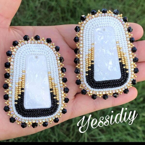 Handmade beaded earrings with fingernail post