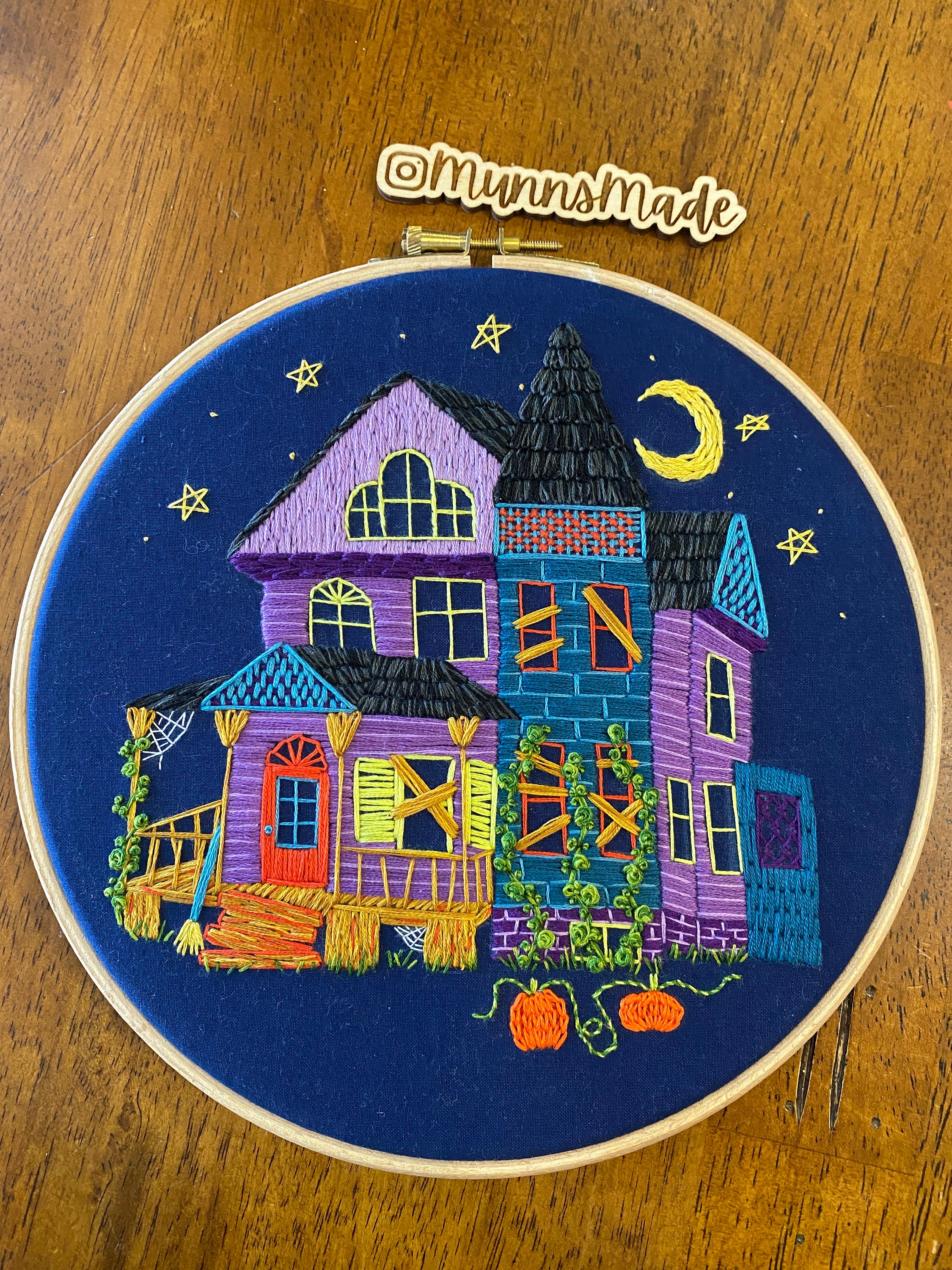 Haunted House Embroidery Pattern: Beginner Stitchalong (PDF Pattern) - Etsy