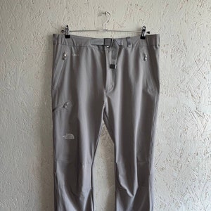 The North Face APEX Softshell Outdoor Men&#39;s Pants Sweatpants Size 38 Color Gray