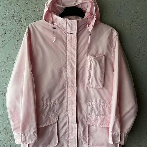 Vintage Bogner veste rose réfléchissante pour femme, taille 42, coupe-vent de luxe Gorpcore avec fermetures éclair Riri et capuche, vêtements d'extérieur de créateurs d'archives