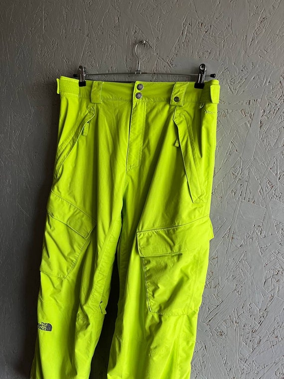 The North Face Hyvent Men's Ski Snowboard Multi-pockets