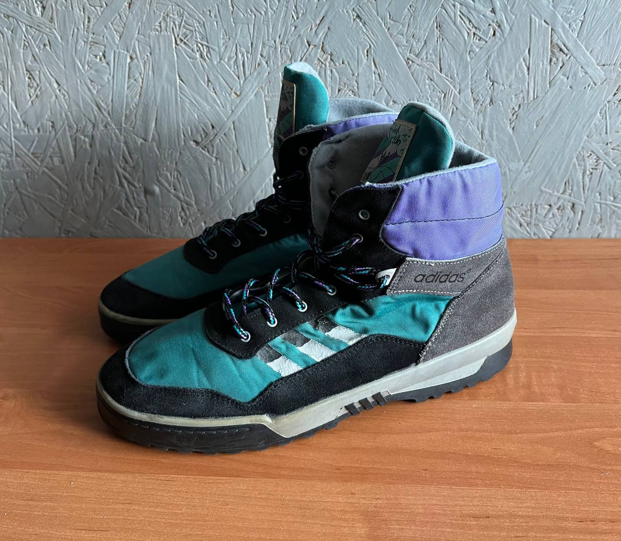 Adidas shoes high neck 94 hot sale