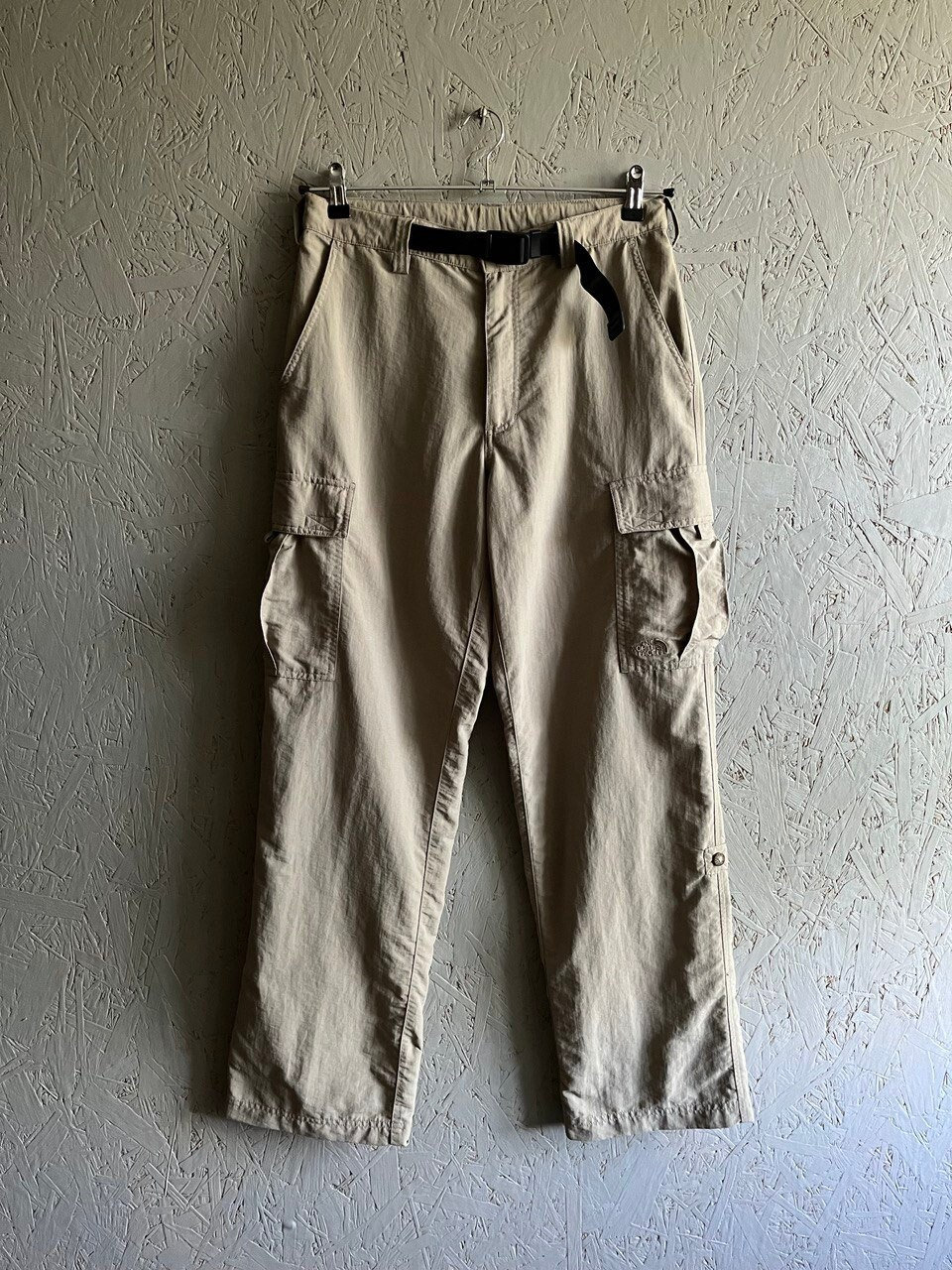 The North Face Womens Size M Belted Nylon Cargo Hiking Pants Stow