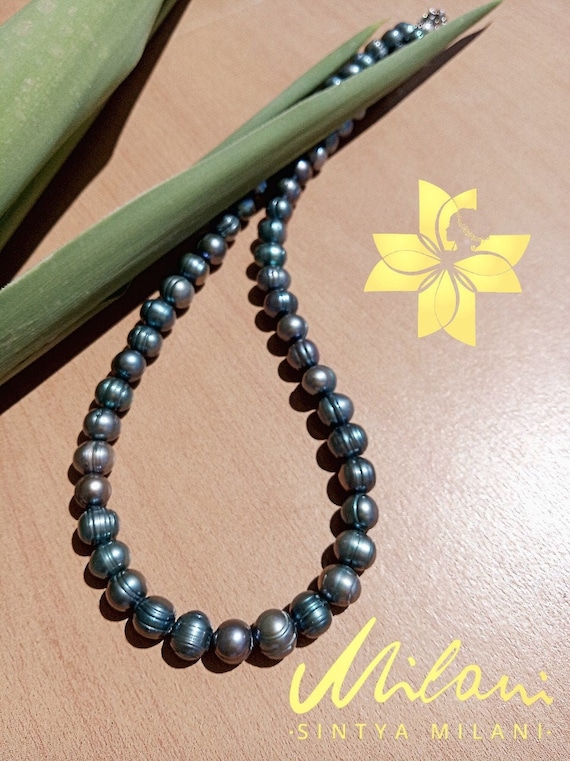 Sterling Silver Green Pearl Necklace Sterling Silver Green Pearl Necklace