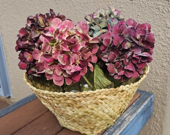 Handmade flax flower basket