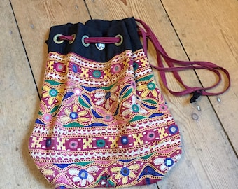 ヴィンテージ インド刺繍コットンポーチバッグ