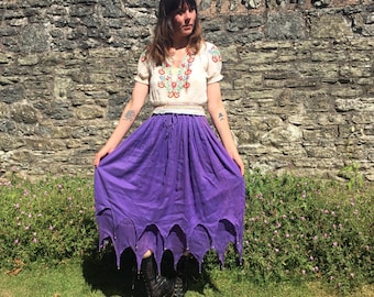 紫のインドの妖精のスカート
