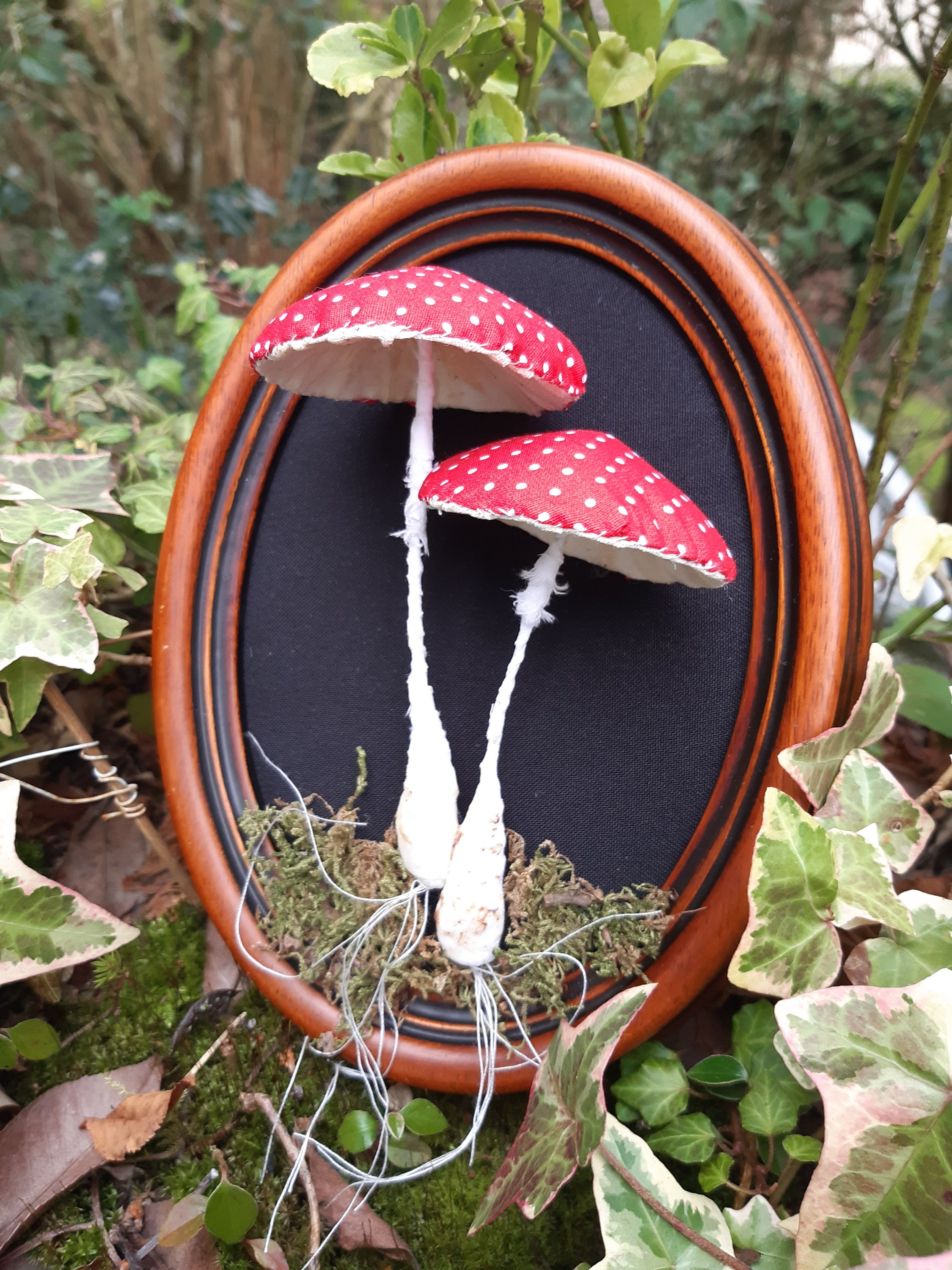 Cadre Textile Champignons en Relief