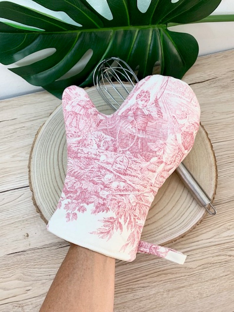 Kitchen glove in 100% cotton French Toile de Jouy and heat-resistant lining Rose -5