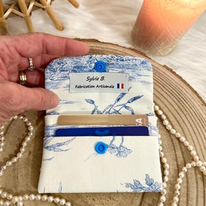 Porte cartes en toile de jouy, porte cartes bancaire, pochette porte cartes en tissu, cadeau pour elle, cadeau pour lui