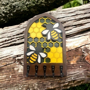 Bee Keyholder, Honeycomb Decor, Rustic Bee Decor, Bee Themed Gift, Honeycomb Gift, Gift for Beekeeper, Farmhouse Bee Decor, Unique Keyholder