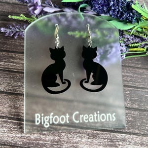Black Cat Earrings, Dangle Cat Earrings, Cute Cat Jewelry, Whimsical Black Cat Halloween Earrings, Earrings for Cat Lover, Lightweight