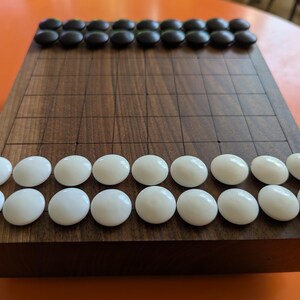Dai Hasami Shogi massivt valnötsträbräde handskuret 9x9 spel Go-bräde bild 4