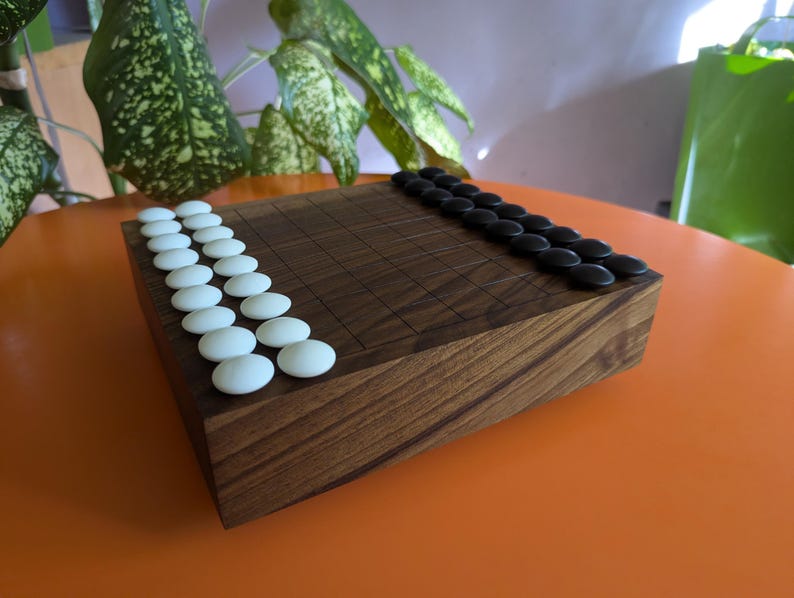 Dai Hasami Shogi massivt valnötsträbräde handskuret 9x9 spel Go-bräde bild 1