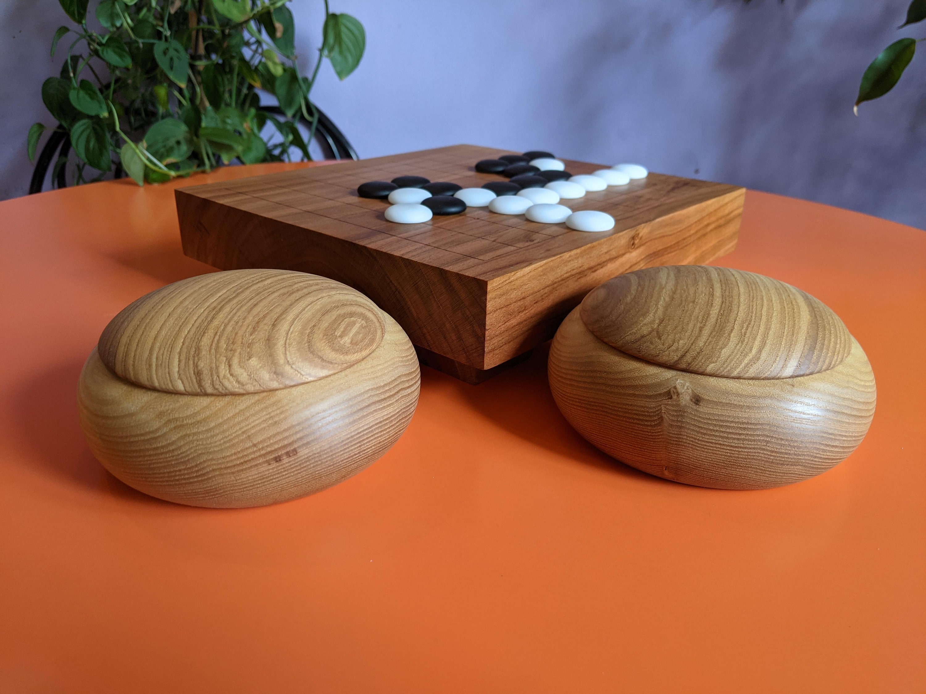 Solid Cherry wood 9x9 hand carved game Go board - campestre.al.gov.br