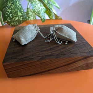 Dai Hasami Shogi massivt valnötsträbräde handskuret 9x9 spel Go-bräde bild 5