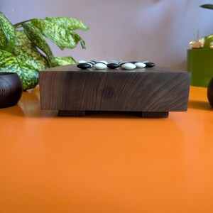 Dai Hasami Shogi massivt valnötsträbräde handskuret 9x9 spel Go-bräde bild 9