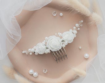 Bridal headpiece, White flower hair comb with rose and pearl hair piece