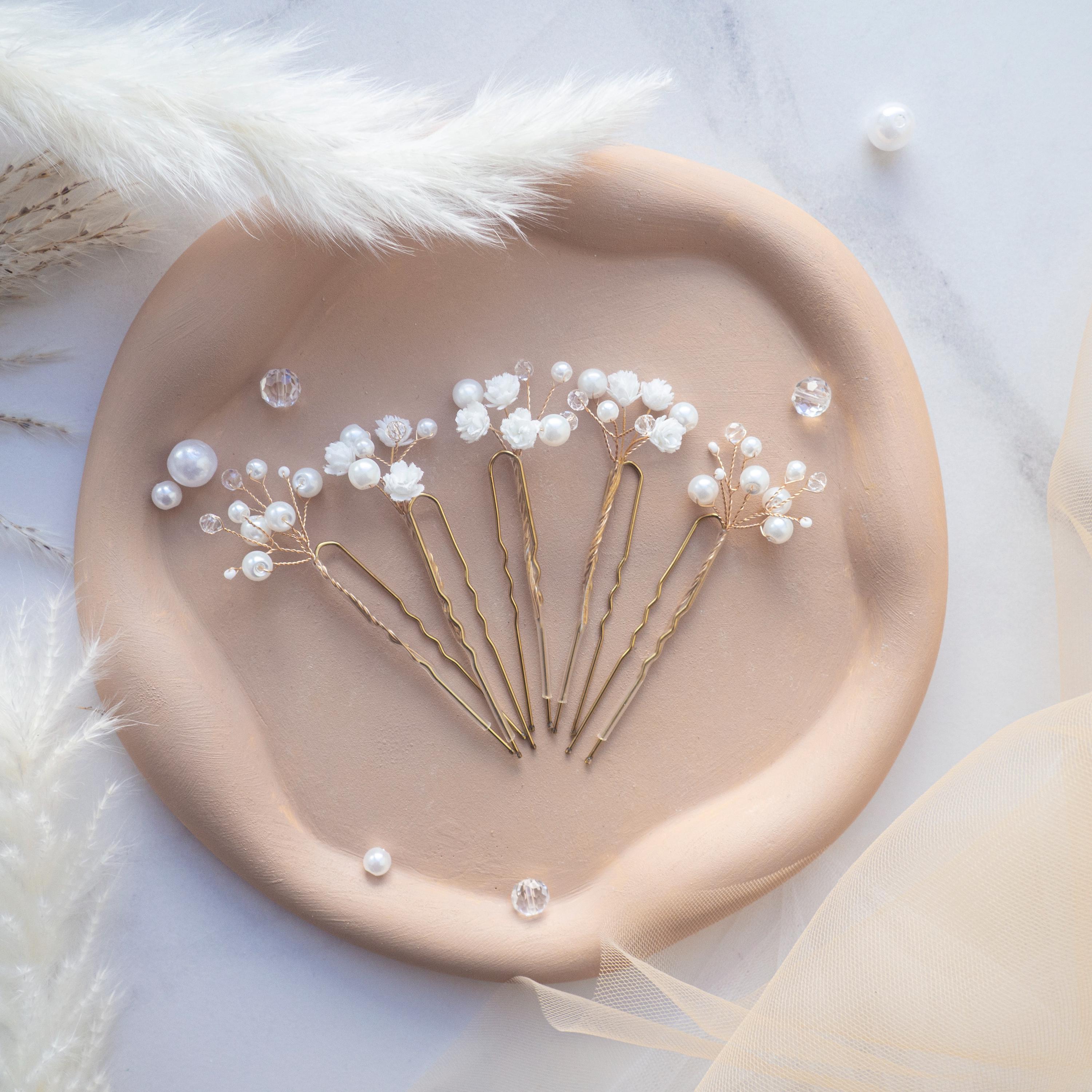 Épingles à cheveux perles et fleurs de gypsophile