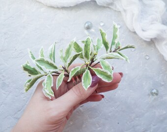 Bridal greenery hair comb with leaves, wedding hairpiece