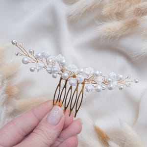Wedding flower hair pins pearl piece babys breath - bridal headpiece image 18