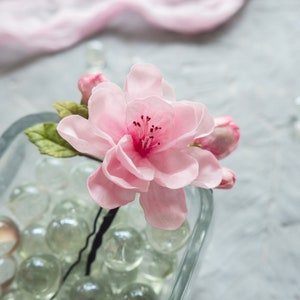 ブライダルフラワーヘアクリップ 桜の花のヘアピース - ブラッシュピンクのボビーピン