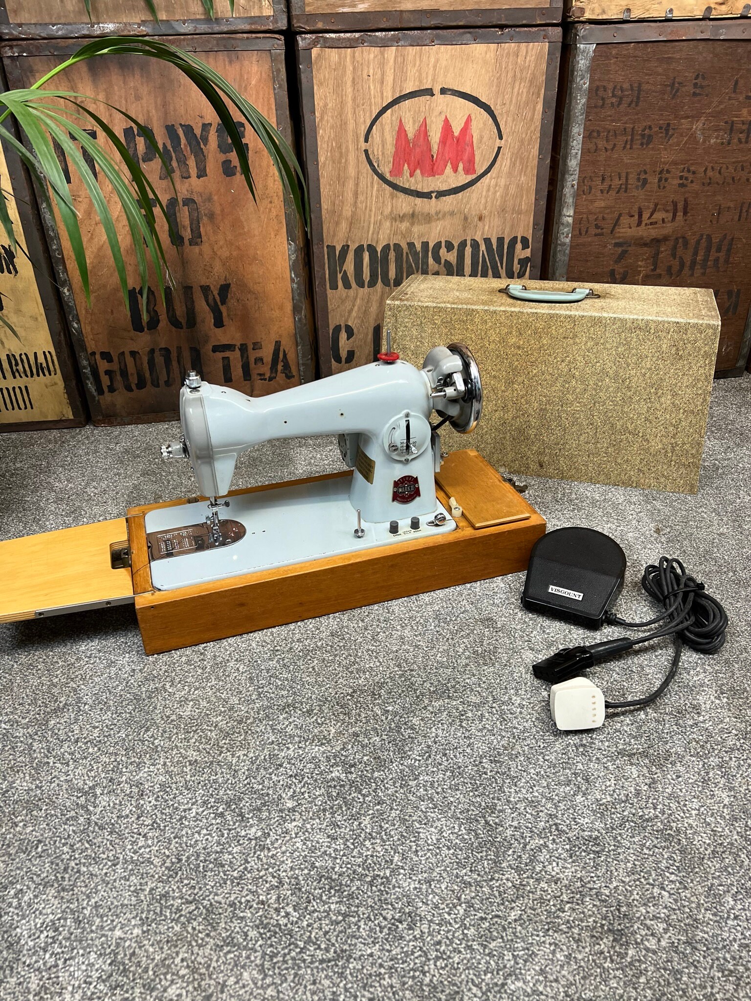 Vintage Novum Deluxe Mkiii Mk3 Sewing Machine With Hard Case Etsy UK