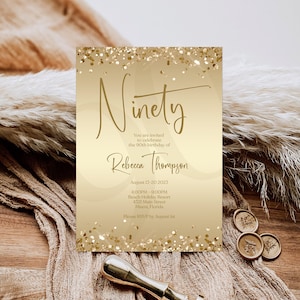Modelo de convite para impressão do 90º aniversário de noventa anos, convite de aniversário com confete dourado editável, mensagem de texto por e-mail Evite, convite feminino dourado