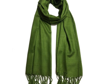 Olive green Raw silk Scarf Gift for her woman&#39;s scarf Natural color Casual Handmade scarf handwoven silk Stole Bridesmaid scarf Bridal Shawl