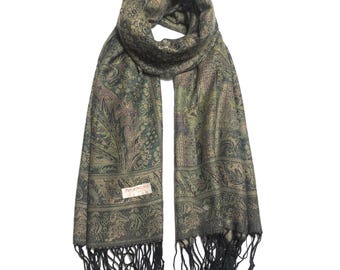 Pomysł na prezent: Naturalny zielony szal z paszminy, szal i otulacz, szal festiwalowy, zielony szalik, szaliki, szalik hipisowski z 1938 roku, boho, szaliki damskie, druhny