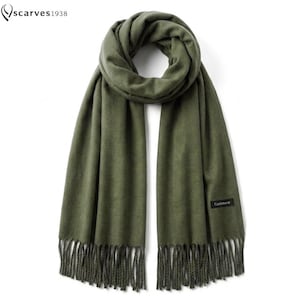 Bufanda de lana virgen verde militar / Chal suave de estilo bohemio para invierno / Chal étnico para festivales / Accesorio de moda cálido de fibra natural / Regalo para él