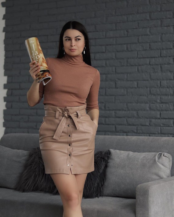 Leather skirt buttons Clearance