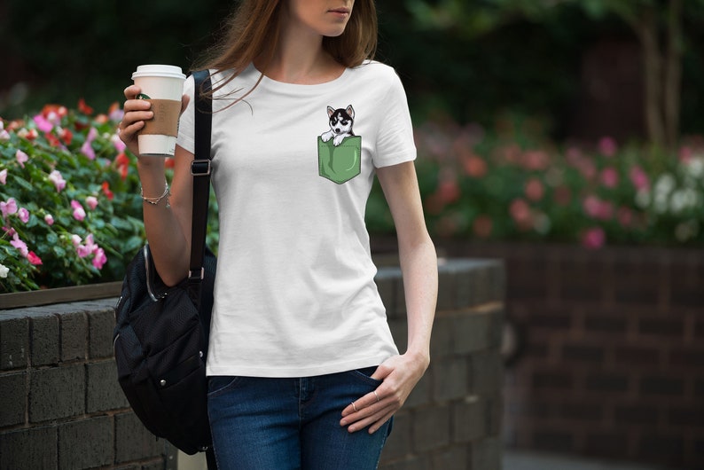 Husky Pocket Print Woman T-shirt/Gift 